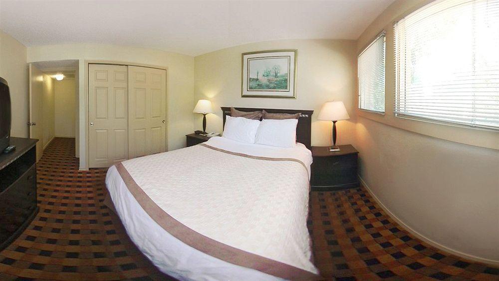 Hawthorn Suites Dallas Love Field Extérieur photo